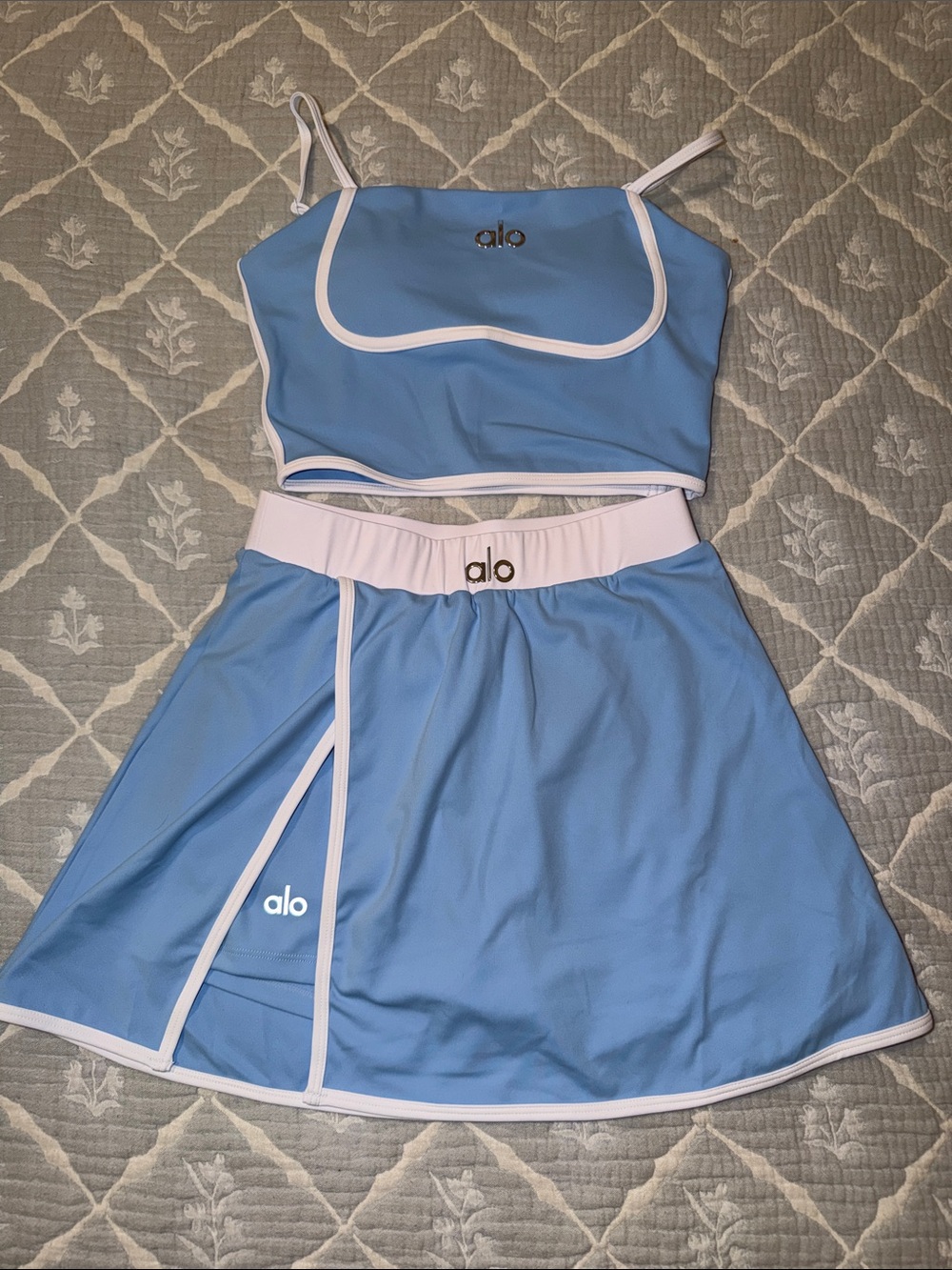 Kids Yoga Light Blue & white Two-Piece Tennis Set